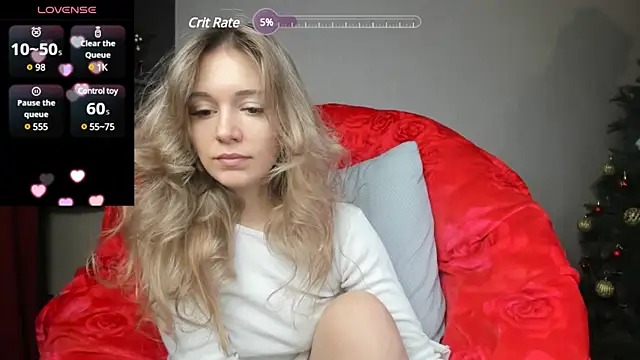 Snapshot of foxy_blond chatting on 01/13/25, 09:19 foxy blond online show from 01/13/25, 09:19