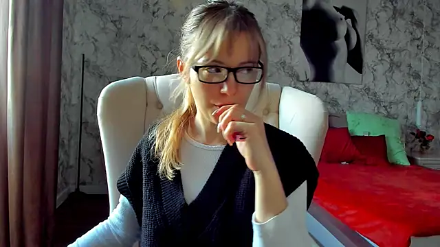 foxy blond online show from 03/20/26, 12:26