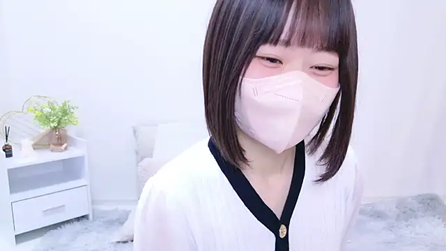 Im Yu-na online show from 02/10/25, 02:26