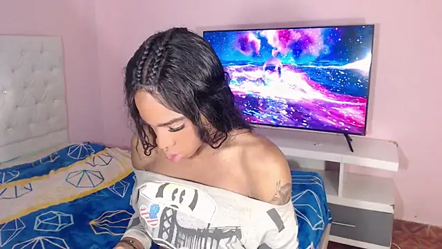 Snapshot of DannaDocell chatting on 02/10/25, 02:30 DannaDocell online show from 02/10/25, 02:30