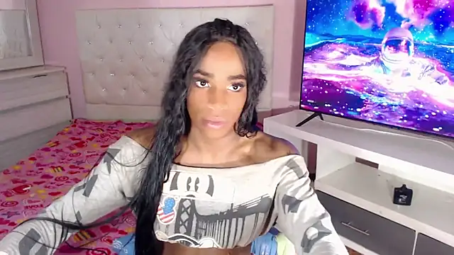 Snapshot of DannaDocell chatting on 02/10/25, 11:23 DannaDocell online show from 02/10/25, 11:23