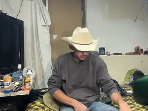 kevinsito1 online show from 11/22/25, 03:27