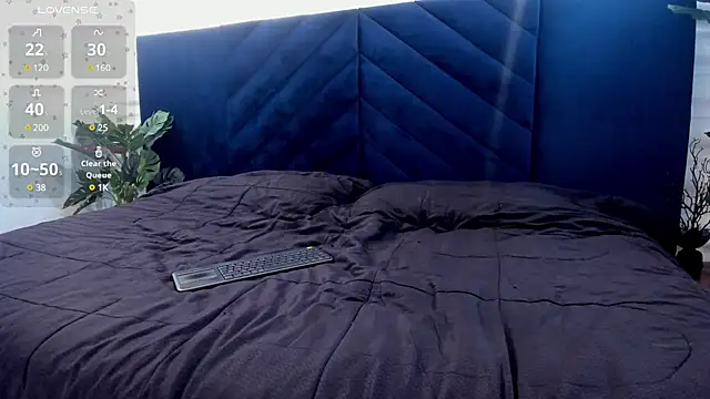 Ian Daviz online show from 02/18/25, 08:14