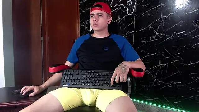 Snapshot of maty_hardx chatting on 02/03/25, 01:30 maty hardx online show from 02/03/25, 01:30