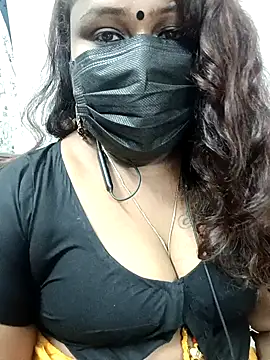 Snapshot of simran21 chatting on 01/19/25, 08:09 simran21 online show from 01/19/25, 08:09