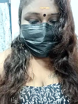 Snapshot of simran21 chatting on 02/02/25, 02:24 simran21 online show from 02/02/25, 02:24