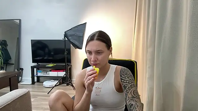 AnneBall online show from 12/03/24, 01:54