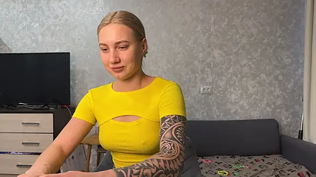 AnneBall online show from 03/04/25, 02:21