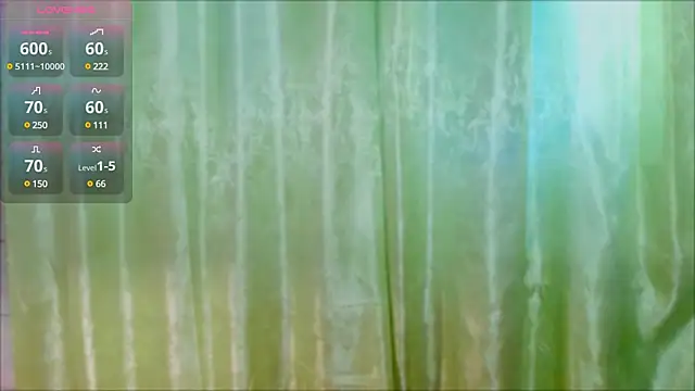 Snapshot of Regina__blue chatting on 02/28/25, 02:20 Regina blue online show from 02/28/25, 02:20