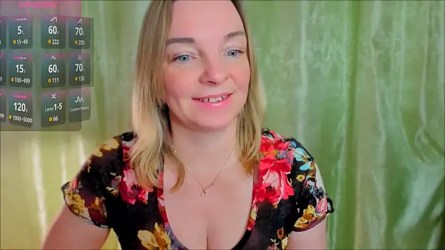 Snapshot of Regina__blue chatting on 03/09/25, 07:26 Regina blue online show from 03/09/25, 07:26