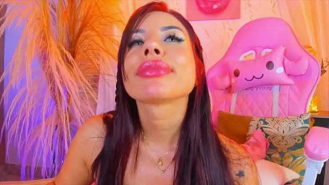 Natasha hartaman online show from 02/06/25, 02:11