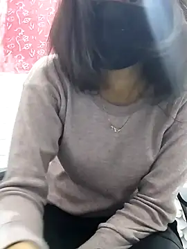 Snapshot of Kashish_18 chatting on 01/08/25, 06:09 Kashish 18 online show from 01/08/25, 06:09