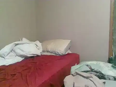 Snapshot of SmokingSloth chatting on 10/07/25, 06:05 SmokingSloth online show from 10/07/25, 06:05