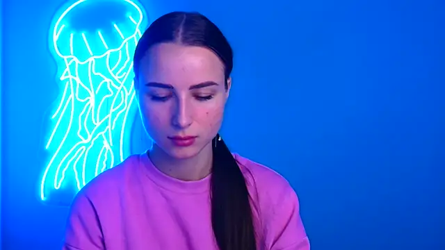 Eva Janee online show from 09/17/25, 05:53