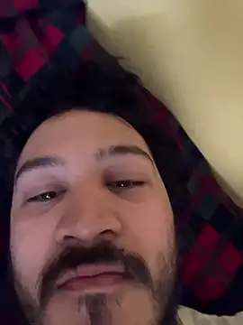 Snapshot of Sleeker99 chatting on 12/14/24, 05:58 Sleeker99 online show from 12/14/24, 05:58