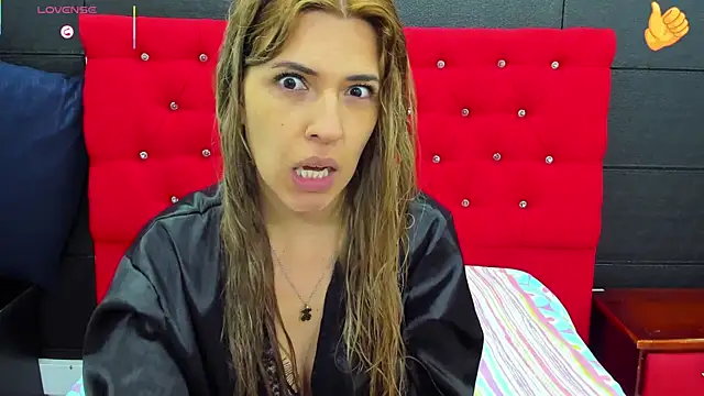 Snapshot of EvaaLovia1 chatting on 02/21/25, 04:16 EvaaLovia1 online show from 02/21/25, 04:16