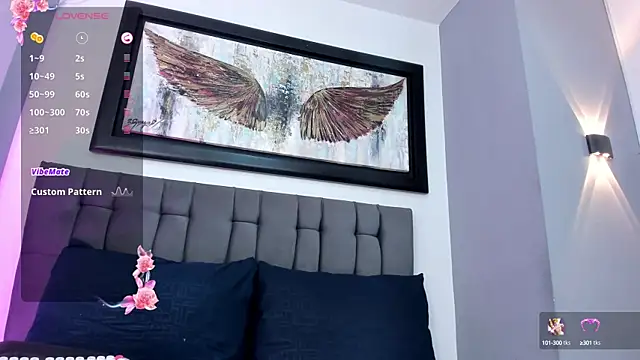 Snapshot of EvaaLovia1 chatting on 10/11/25, 02:15 EvaaLovia1 online show from 10/11/25, 02:15