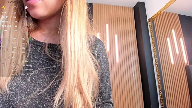 EvaaLovia1 online show from 05/25/26, 01:28