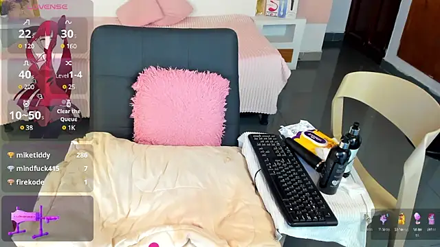 Snapshot of EsmeraldaLindsey chatting on 03/14/25, 07:15 EsmeraldaLindsey online show from 03/14/25, 07:15