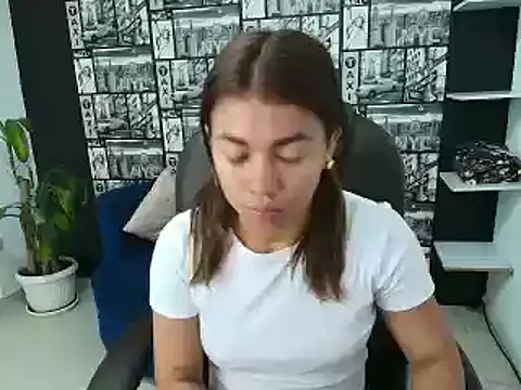 Gissel Angel online show from 02/24/25, 08:14