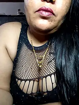Snapshot of sneha_rose chatting on 06/06/26, 06:18 sneha rose online show from 06/06/26, 06:18