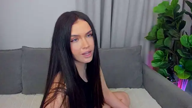 Snapshot of sexyangeloux chatting on 05/21/26, 10:50 sexyangeloux online show from 05/21/26, 10:50