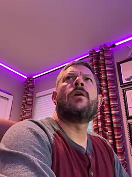 Snapshot of boytoyfrindles chatting on 10/23/25, 06:28 boytoyfrindles online show from 10/23/25, 06:28