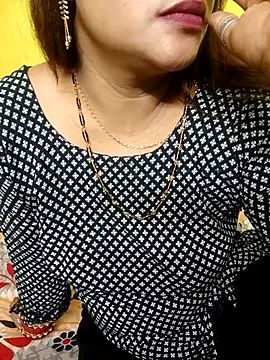 Sexyranibhabhi online show from 04/14/26, 02:12