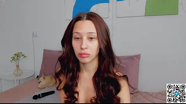 SelenaRousey online show from 04/09/26, 08:53