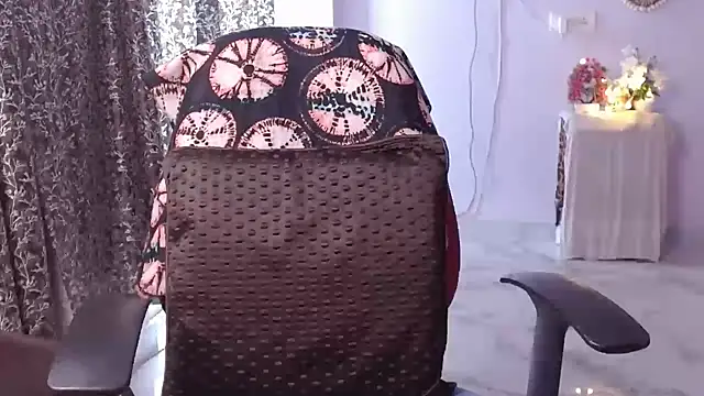 Sexysiya8 online show from 12/15/25, 10:41