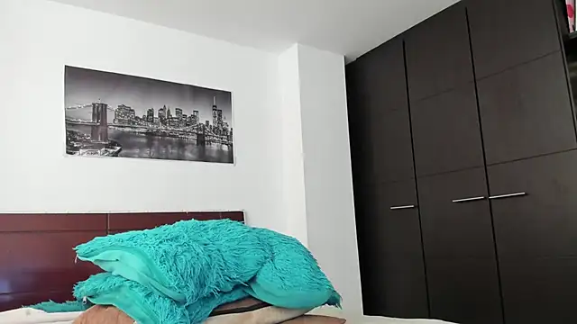 chicafitcaliente online show from 02/25/26, 08:51