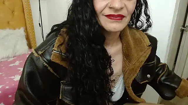 AlexandraJones  online show from 02/25/25, 07:09