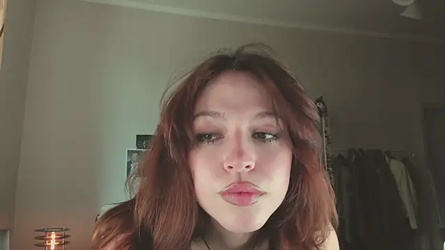 Niky  Jess online show from 06/08/26, 08:04