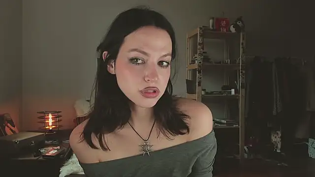Niky  Jess online show from 06/17/26, 10:17