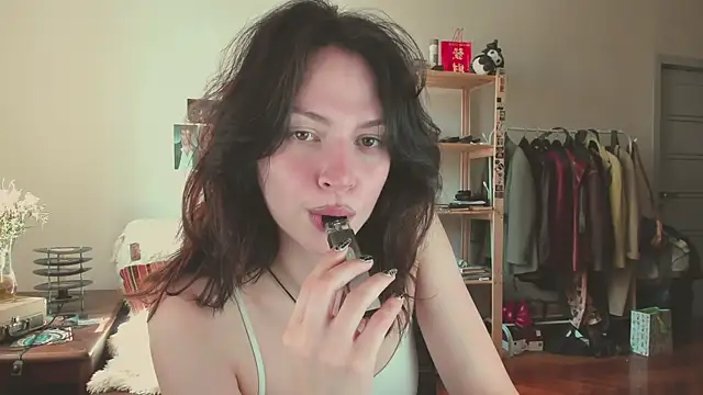Niky  Jess online show from 07/12/26, 05:42