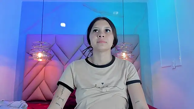 AngelaaCute  online show from 07/09/26, 12:20