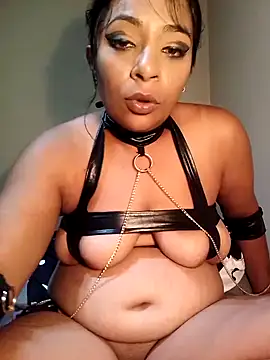 Snapshot of indianstormxo_ chatting on 02/13/25, 10:44 indianstormxo online show from 02/13/25, 10:44