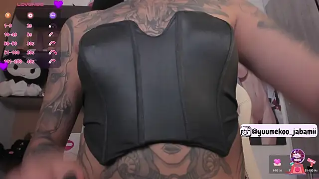 Snapshot of Sweet-bunny1 chatting on 12/31/24, 07:40 Sweet-bunny1 online show from 12/31/24, 07:40