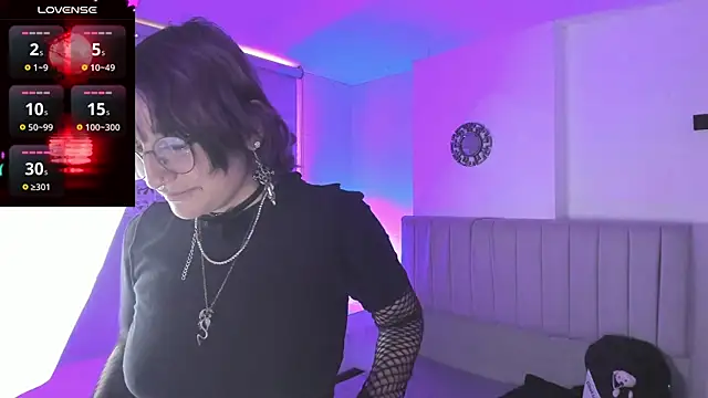 SukiFuyu  online show from 01/21/25, 06:34