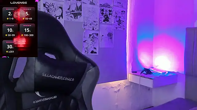 SukiFuyu  online show from 03/13/25, 06:45