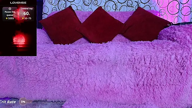 SukiFuyu  online show from 09/25/25, 02:37