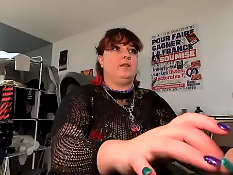 LadyRochester online show from 11/20/25, 12:44