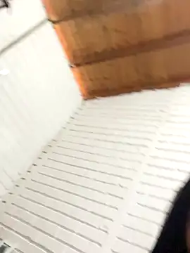 Kate bale online show from 09/20/25, 09:49