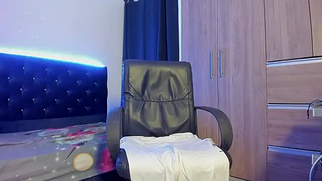  diegsz  online show from 03/23/26, 12:42