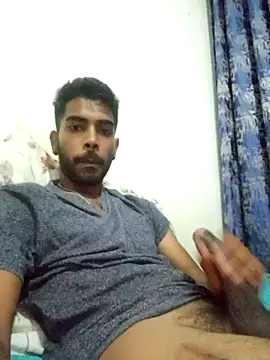 Snapshot of Joeyyyy455 chatting on 12/13/25, 11:32 Joeyyyy455 online show from 12/13/25, 11:32