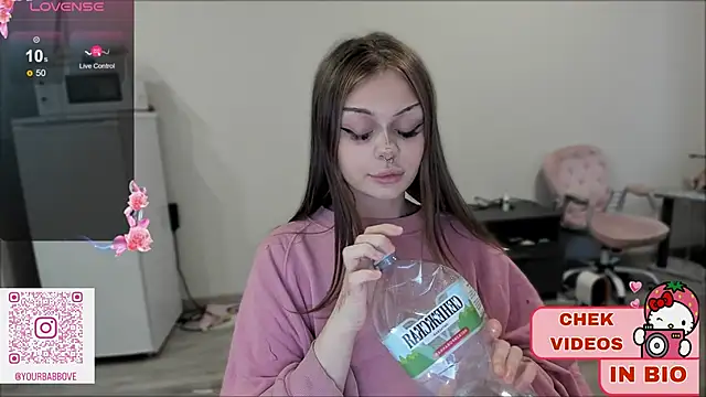 Snapshot of shy_melony chatting on 01/25/25, 12:26 shy melony online show from 01/25/25, 12:26