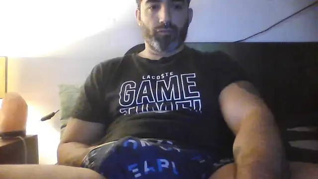 Snapshot of ozzypsico13 chatting on 06/27/26, 11:37 ozzypsico13 online show from 06/27/26, 11:37