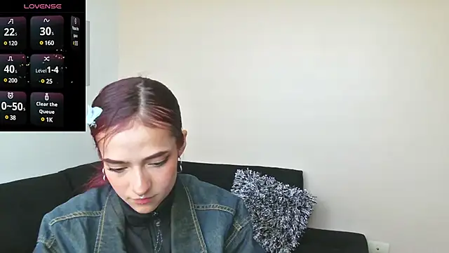 Snapshot of 3badweed3 chatting on 02/06/25, 01:54 3badweed3 online show from 02/06/25, 01:54