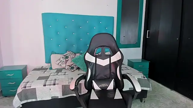 Tasha Sant online show from 09/08/25, 07:46