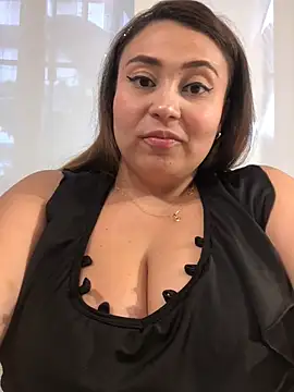 dulce santamaria online show from 12/18/24, 09:51